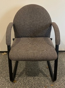 lot 88 image: United Chair Company Chair