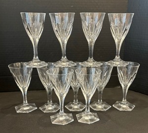 lot 97 image: Val St. Lampbert Belgian Siebel Stemware