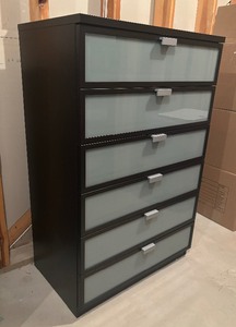 lot 18 image: Ikea Hopen 6 Drawer Dresser with Frosted Glass Drawer Fronts