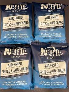 Set of 4 Kettle Brand Air Fried Sea Salt & Vinegar Chips 156g