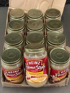 lot 299 image: WY 1 - Heinz HomeStyle Gravy Roasted Turkey 12-Pack 12 oz Jars