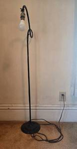 lot 27 image: Vintage Floor Lamp with Unique Curved Design