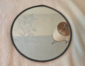 lot 30 image: Vintage Round Wall Mirror with Etched Floral Design