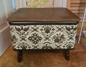 lot 60 image: Vintage Upholstered Storage Footstool with Tapestry Design
