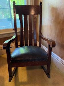 lot 73 image: Solid Wood Rocking Chair with Cushioned Seat