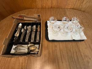 lot 94 image: Oneida Community Silverware Set (incomplete) and Vintage Champagne Coupes & Serving Tray