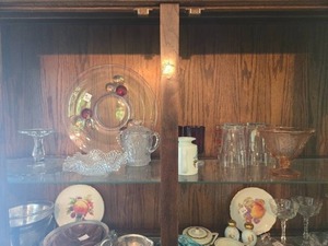 lot 113 image: Elegant Collection of Glassware and Decorative Plates - Top Shelf Only