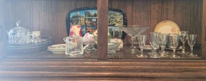 lot 115 image: Vintage Glassware and China Collection