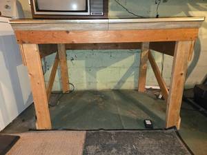 lot 142 image: Sturdy Wooden Workbench with Laminated Top