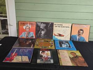 lot 172 image: Collection of Classic Vinyl Records Featuring Various Artists