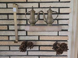 lot 182 image: Vintage Coffee Pot Set and Decorative Figurines