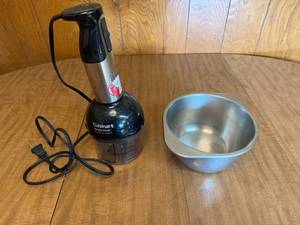 lot 188 image: Cuisinart Smart Stick with Chopper Grinder and Metal Mixing Bowl