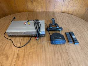 lot 213 image: Philips DVD750VR DVD VCR Combo with Accessories