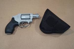 lot 32 image: Smith & Wesson 642-2 Airweight .38 S&W Spl P Revolver - 1-78 Barrel