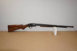 lot 46 image: Wards Western Field 80A Slide-Action .22 SLLR Rifle