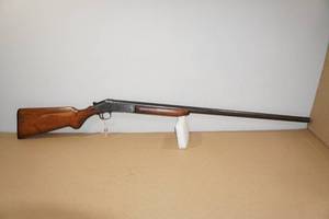 lot 52 image: Ranger Single Shot Break-Action 12 Gauge Shotgun