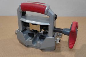 lot 60 image: Real Avid Master Sight Pusher