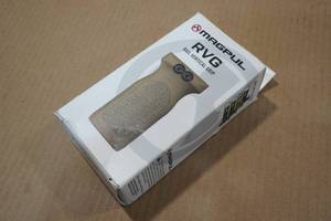 lot 72 image: Magpul RVG Rail Vertical Grip - FDE