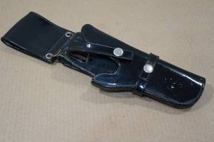 lot 135 image: Dress Handgun Holster