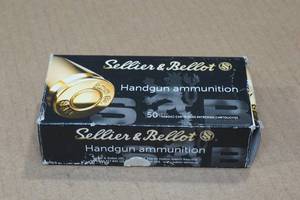 lot 180 image: 50 Sellier & Bellot .380 Auto9mm Browning Court 95 Gr FMJ Ammo