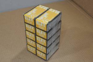 lot 218 image: 500 Eley .22 LR Target 40 Gr RN Ammo