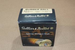 lot 226 image: 25 Sellier & Bellot 12 Gauge 2-58 Rubber Ball Shotshells
