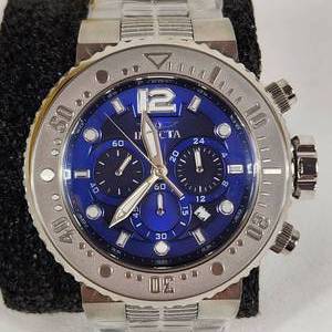lot 35 image: Mens NEW Invicta Silver Blue Face Wrist Watch MRSP $1095 Model #37221 Chronograph Water Resistant