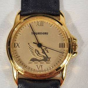 lot 55 image: New Womans Readers Digest Gold Wrist Watch With Black Leather Band Limited Edition Water Resistant