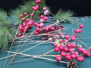 lot 35 image: DECOR