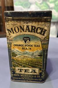 lot 14 image: Vintage Monarch Orange Pekoe Black Tea Tin