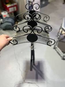 lot 9 image: Two Hose Holders