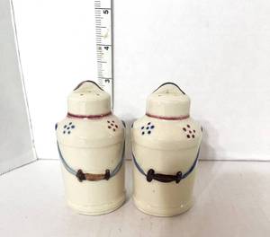 lot 53 image: Pair of Vintage Shawnee Milk Pail Salt and Peppers