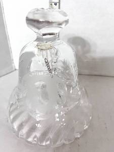 lot 95 image: Waterford Crystal Christmas Bell So Beautiful