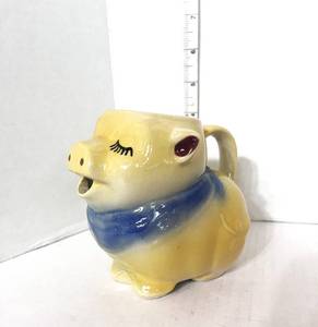 lot 66 image: Vintage Shawnee Yellow Pig Creamer