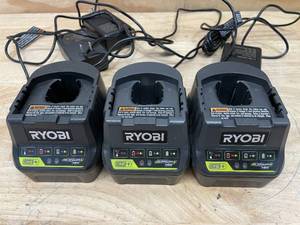 lot 86 image: Lot of 3 - Ryobi 18V Charger Model # P118B