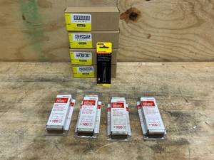 lot 118 image: Lot of Replacement Single Edge Razor Blades and Replacement Exacto Blades