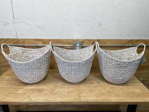 lot 97 image: Lot of 3 - Ashley Perlman Basket