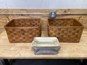 lot 98 image: Lot of 3 - Baskets