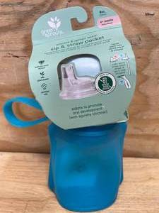 lot 58 image: 8oz Sip & Straw Pocket Green Sprouts