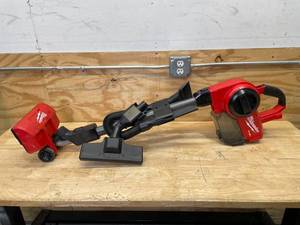 lot 43 image: Milwaukee M18 FUEL 18-Volt Lithium-Ion Brushless 0.25 Gal. Cordless Jobsite WetDry Vacuum Model # 0940-20 - Tool Only