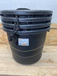 lot 60 image: Lot of 4 - HDX Utility Tubs with Rope Handles