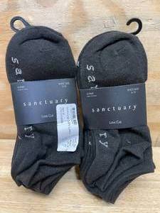 lot 149 image: Lot of 2 - 6 Packs of Ladies Low Cut Socks