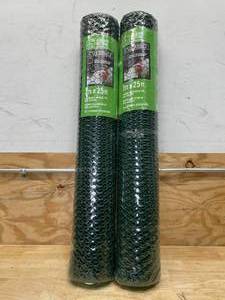 lot 151 image: Lot of 2 - Poultry Netting Green Plastic 3ft x 25ft Everbilt