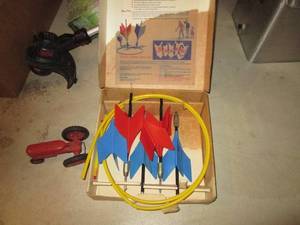 lot 270 image: Vintage Lawn Jarts outdoor game...