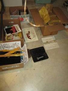 lot 276 image: Vintage reading materials, wall dec...