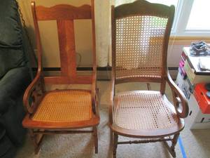lot 5 image: (2) Mismatched Vintage Wood rocking...