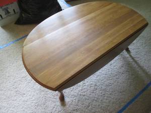 lot 19 image: Superb golden oak tone drop leaf co...