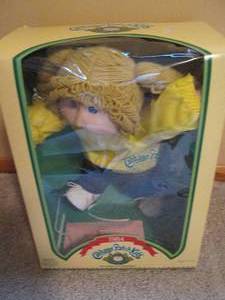 lot 24 image: Vintage Coleco Cabbage Patch doll i...