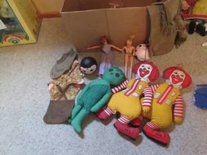 lot 25 image: Vintage Ronald McDonald and Jolly G...