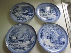 lot 62 image: Lot of 4 collector plates...